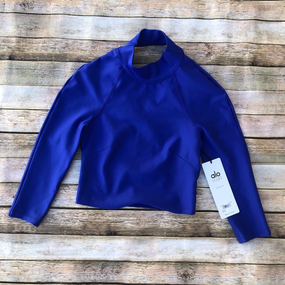 NWT Alo Yoga Archer Fitted Long Sleeve Top - Picture 2 of 7